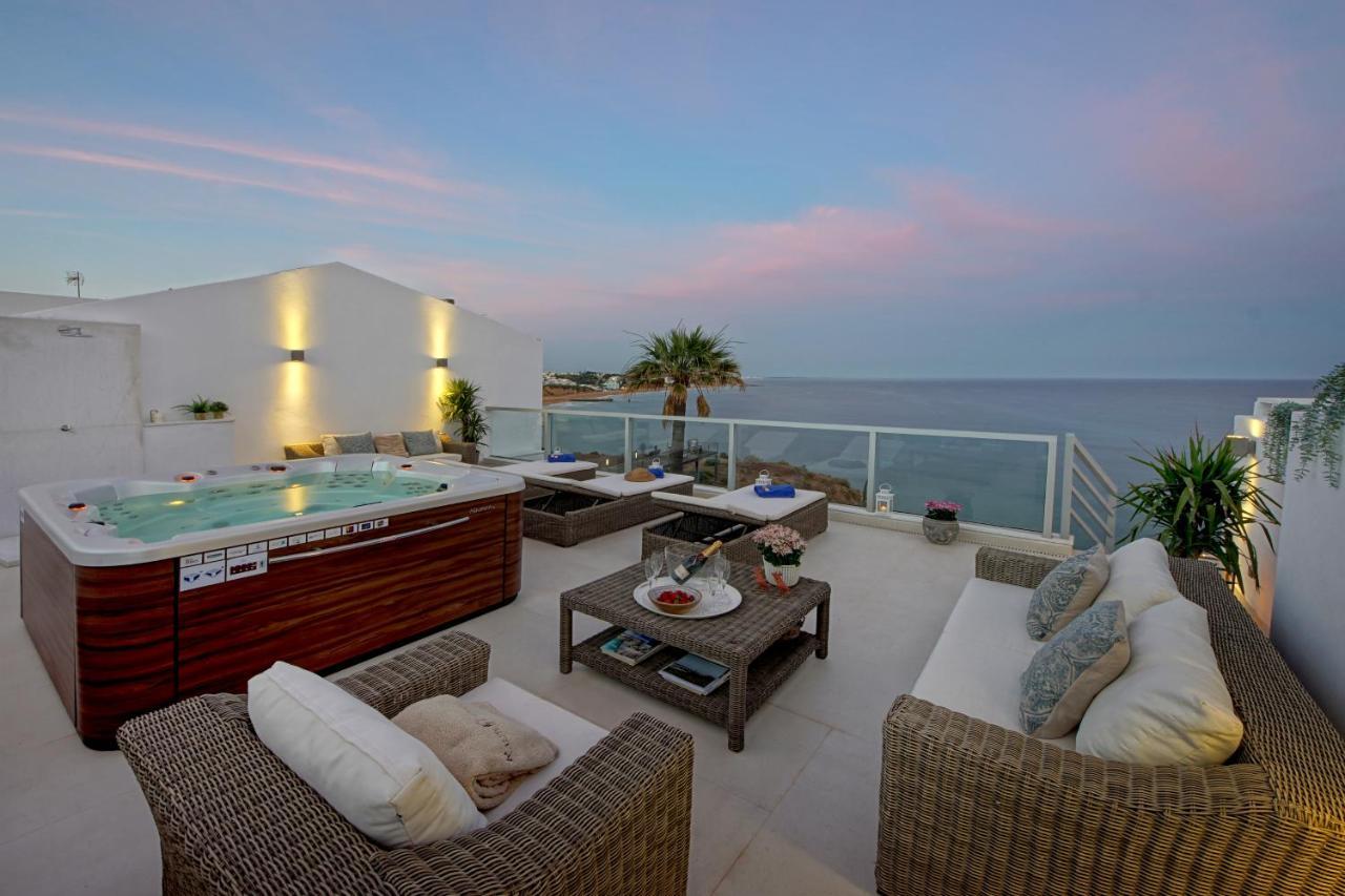Casa Latino - Oceanfront - Luxury & Charming Villa- Jacuzzi At Rooftop By Dreamvillasalbufeira * Albufeira